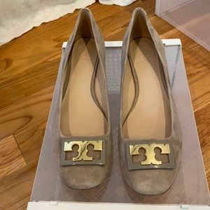 Never worn Tory Burch gray suede shoes